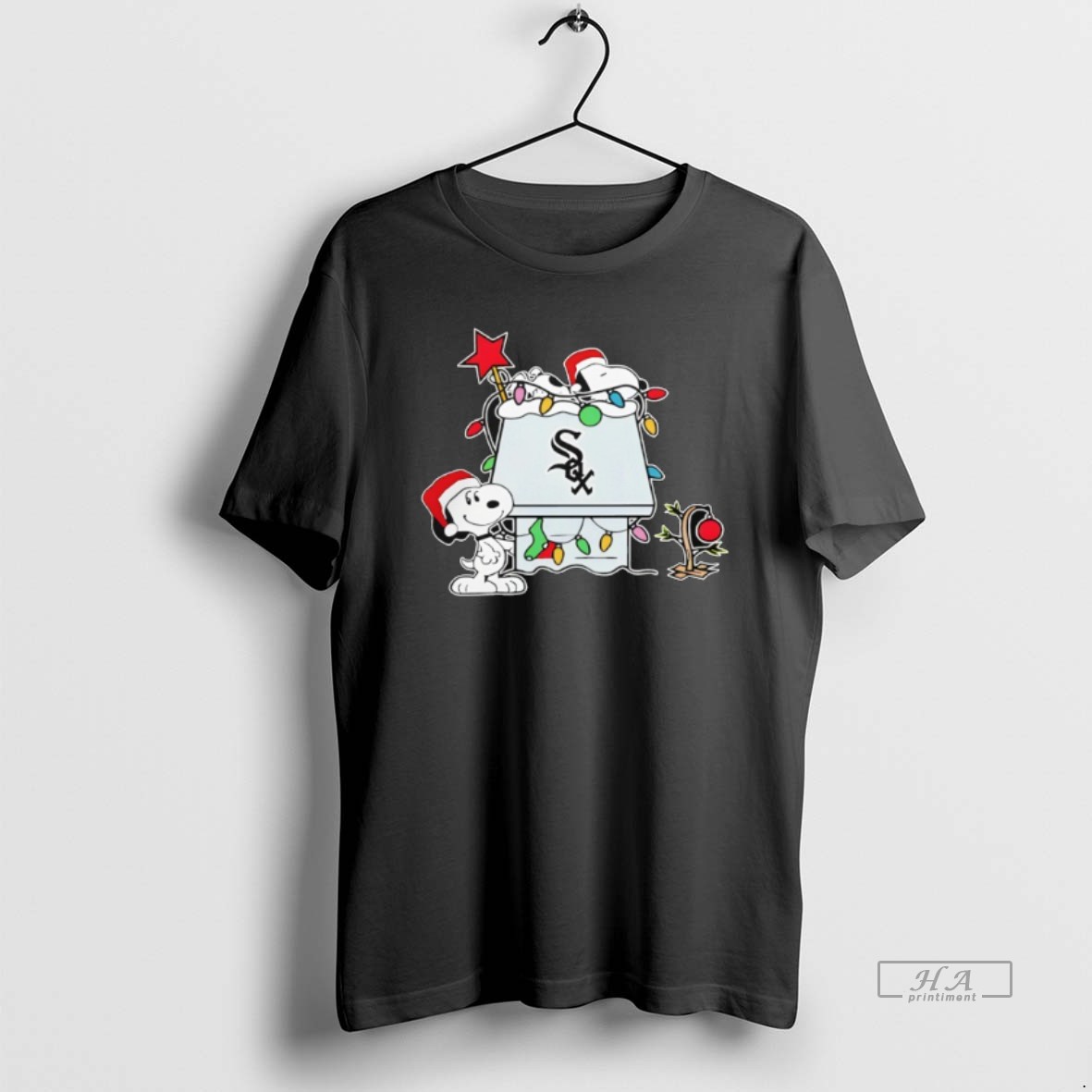 Trendy Chicago White Sox Christmas Snoopy Doghouse Tee Shirt