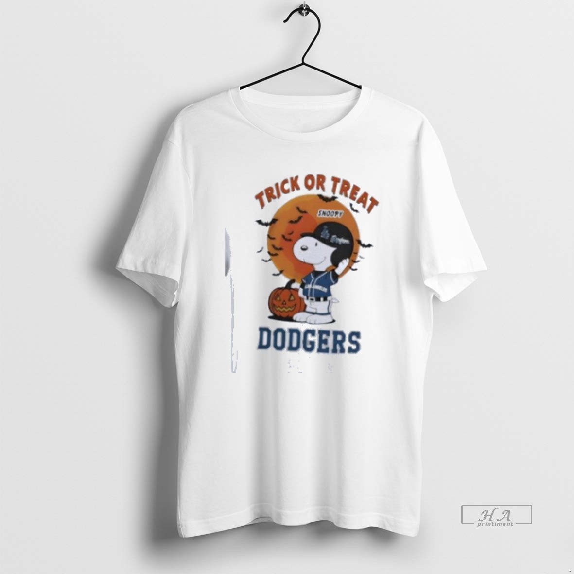 Trendy Snoopy Los Angeles Dodgers Mlb Trick Or Treat Halloween 2025 Tee Shirt