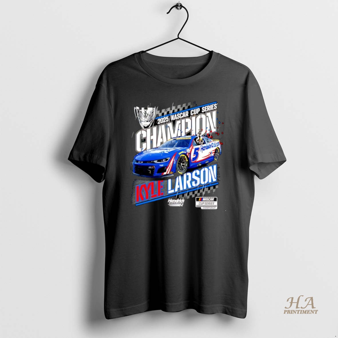 Official Kyle Larson Hendrick Motorsports Team Collection 2025 Nascar Cup Series Champion Christmas T Shirt