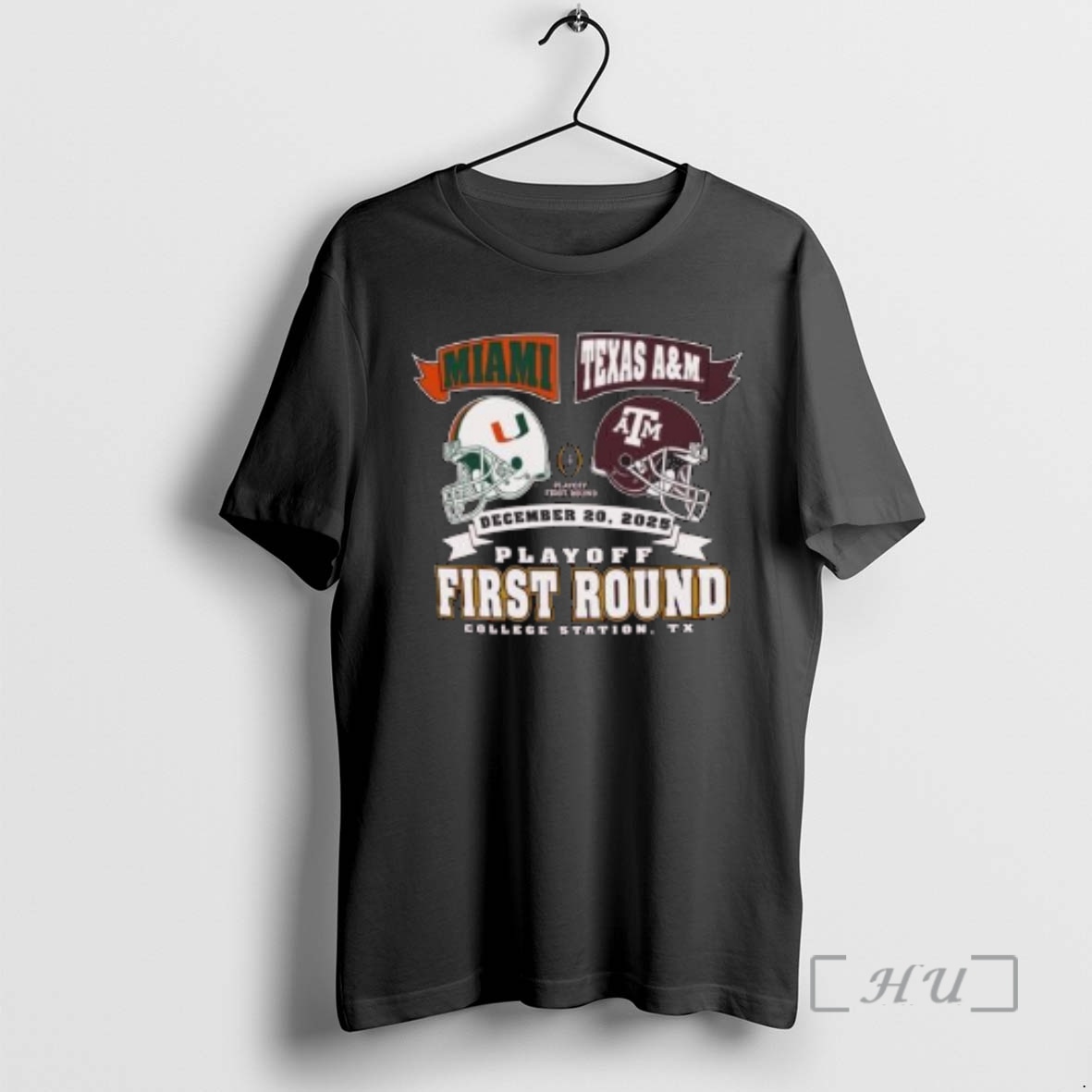 New Miami Vs Texas Am Cfp Round 1 Head 2 Head Helmet Dec 20 2025 Circle Black Premium T Shirts Sweater Hoodie