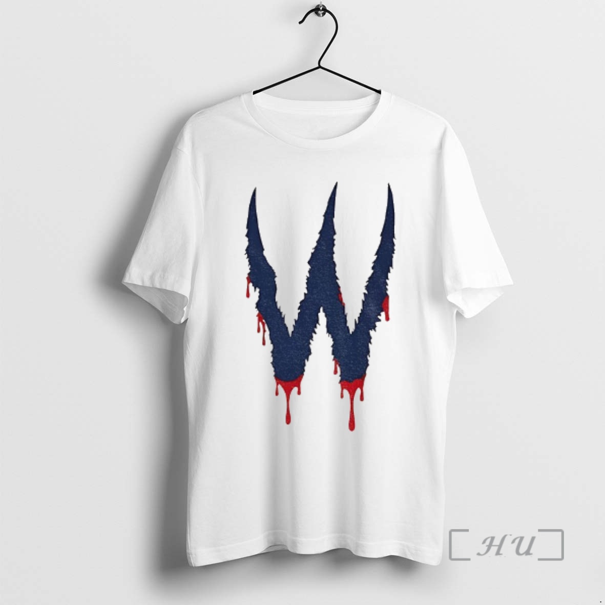 Officials Win The Nfc North Bear Claw Chicago Bears Football 2025 Premium T Shirts Sweater Hoodie