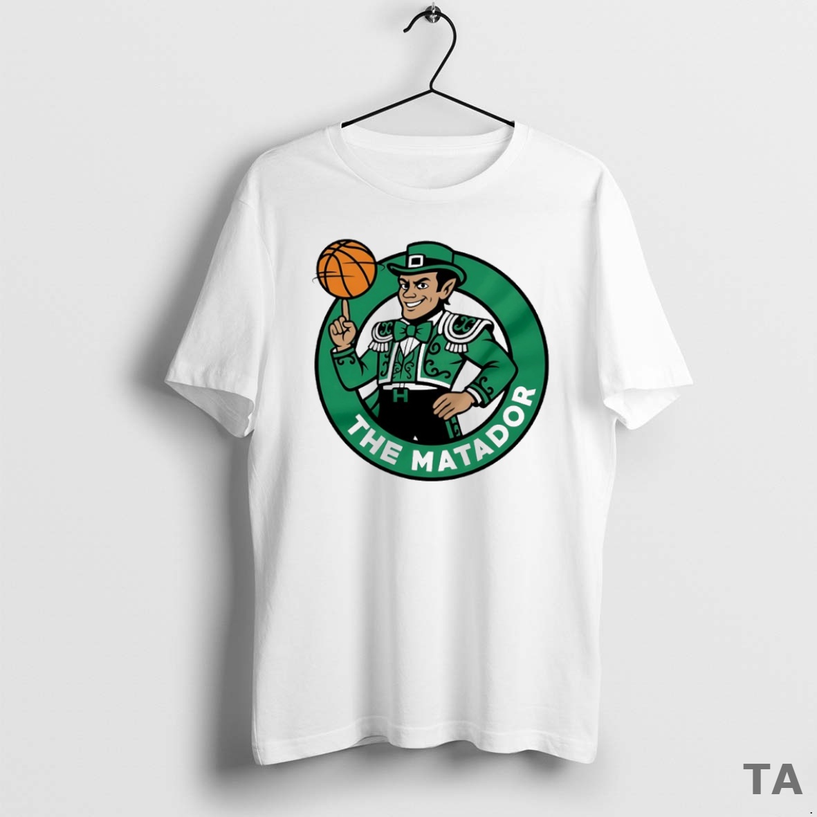 Top The Matador Boston Celtics Basketball Circle T Shirt Sweater