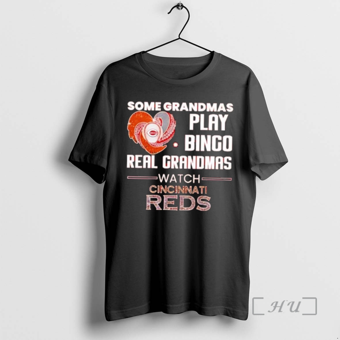 Officials Some Grandmas Play Bingo Real Grandmas Watch Cincinnati Reds Premium T Shirts Sweater Hoodie