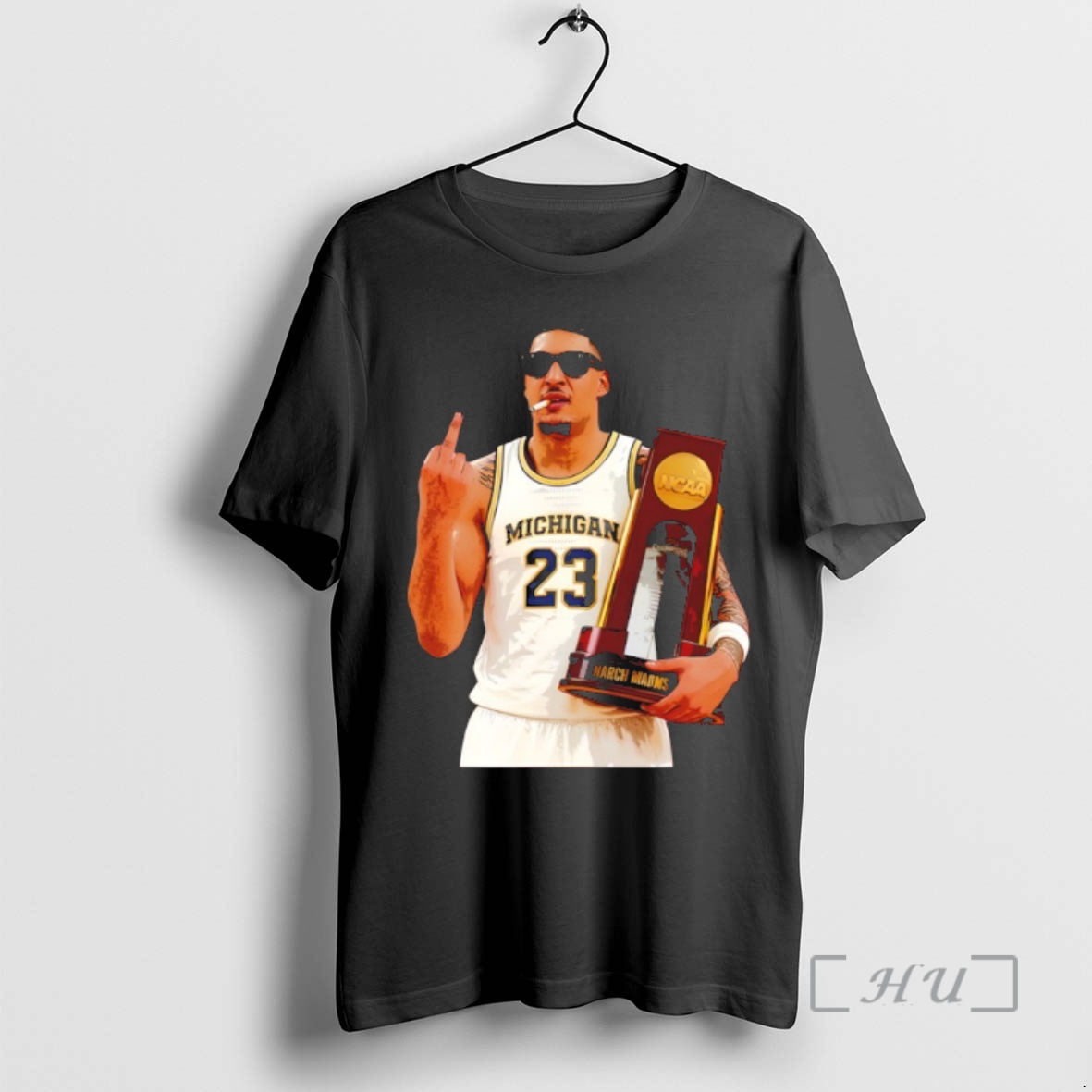 Officials Yaxel Lendeborg Middle Finger Holding Trophy Michigan Wolverines Basketball Ncaa Premium T Shirts Sweater Hoodie