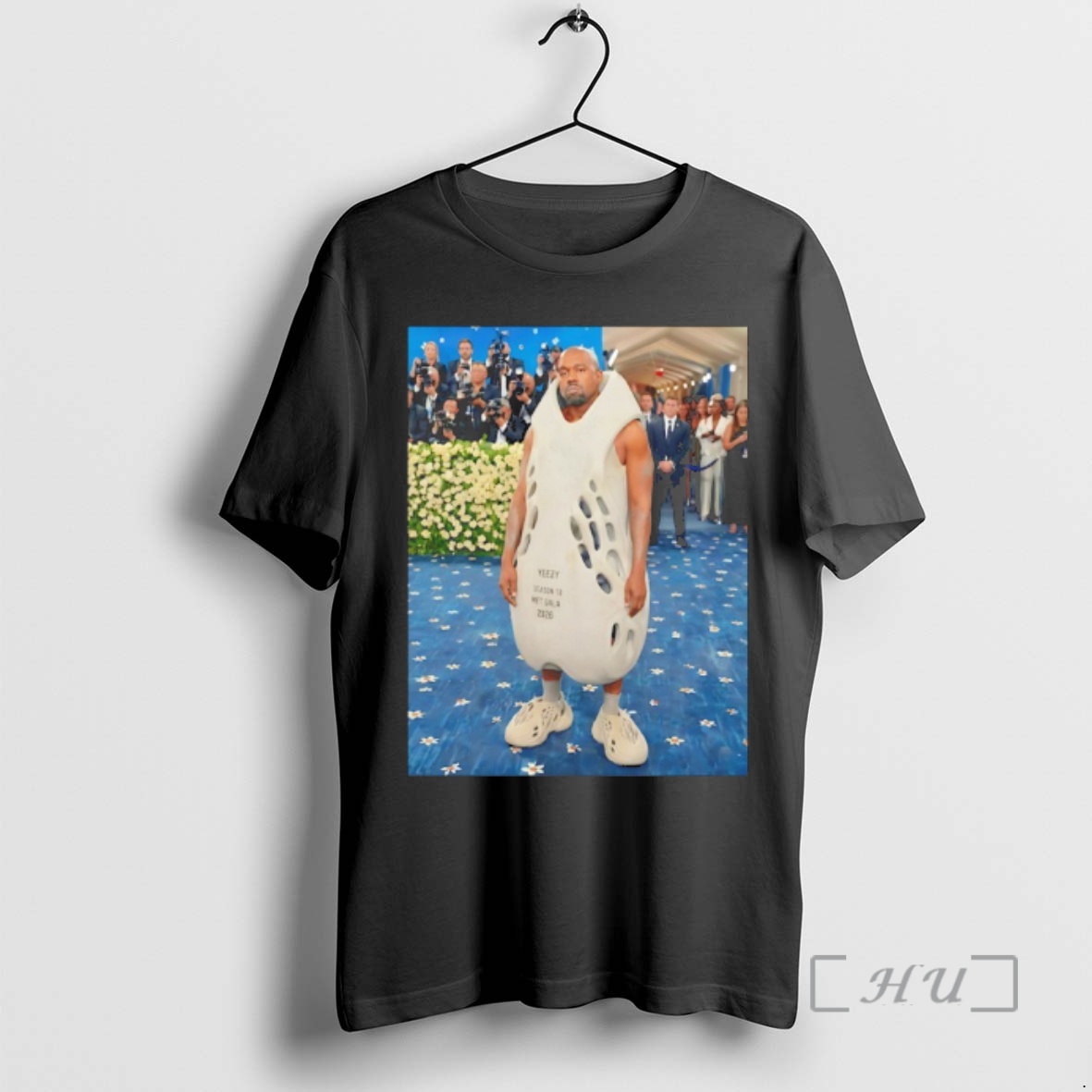 Officials Kanye West At Met Gala 2026 Picture Premium T Shirts Sweater Hoodie