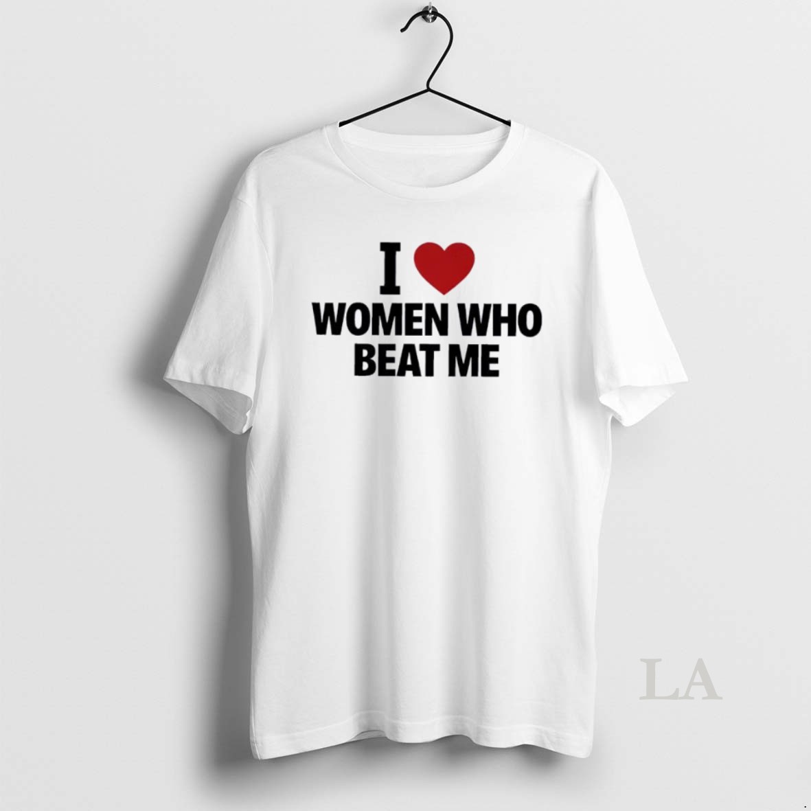 Original I Love Women Who Beat Me Heart Shirt