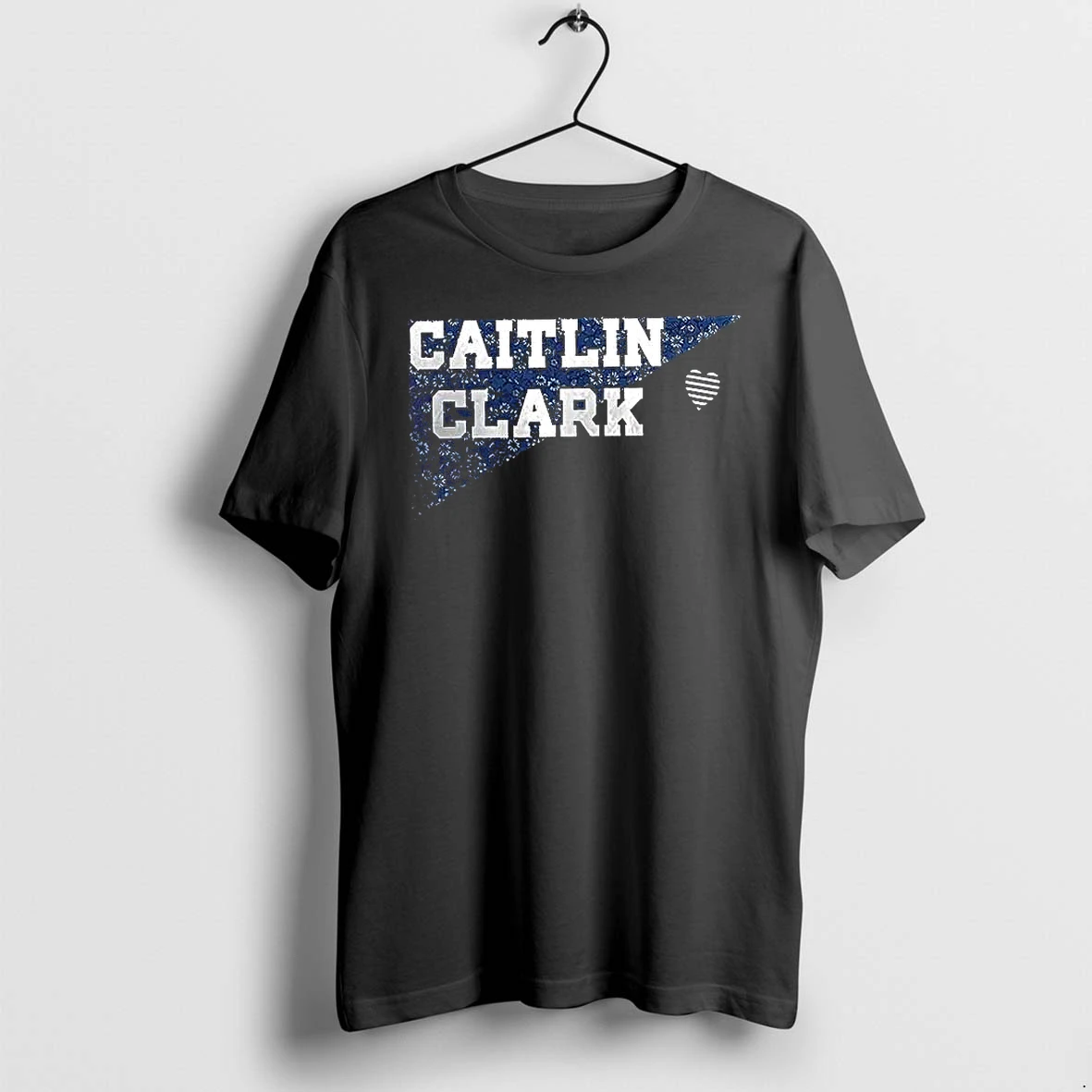 Officials Indiana Fever Caitlin Clark Number 22 Limited Edition Football Black Mens Premium T Shirt Sweatshirt Hoodie