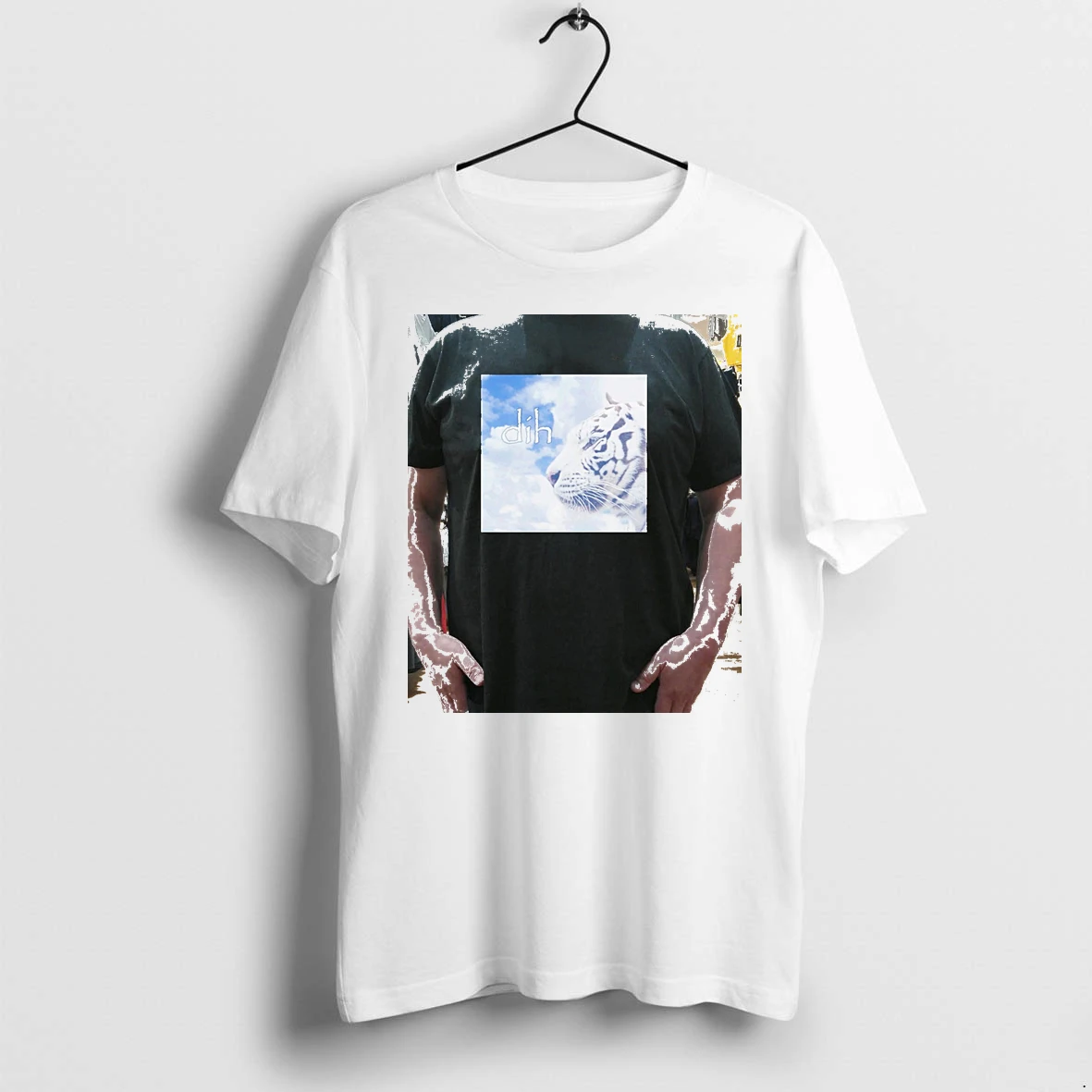 Officials Dih White Tiger Sky Nature Premium T Shirt Sweatshirt Hoodie