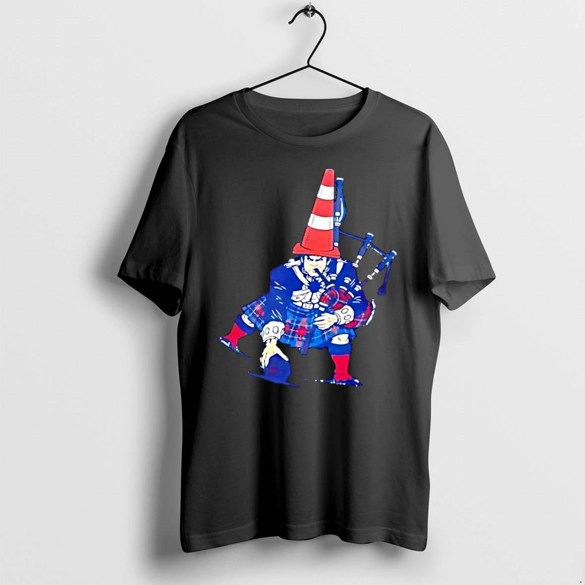 Officials Notre Dame Fighting Irish Ncaa Scottish Bagpiper Traffic Cone Leprechaun Cartoon Mens T Shirt Sweater Hoodie