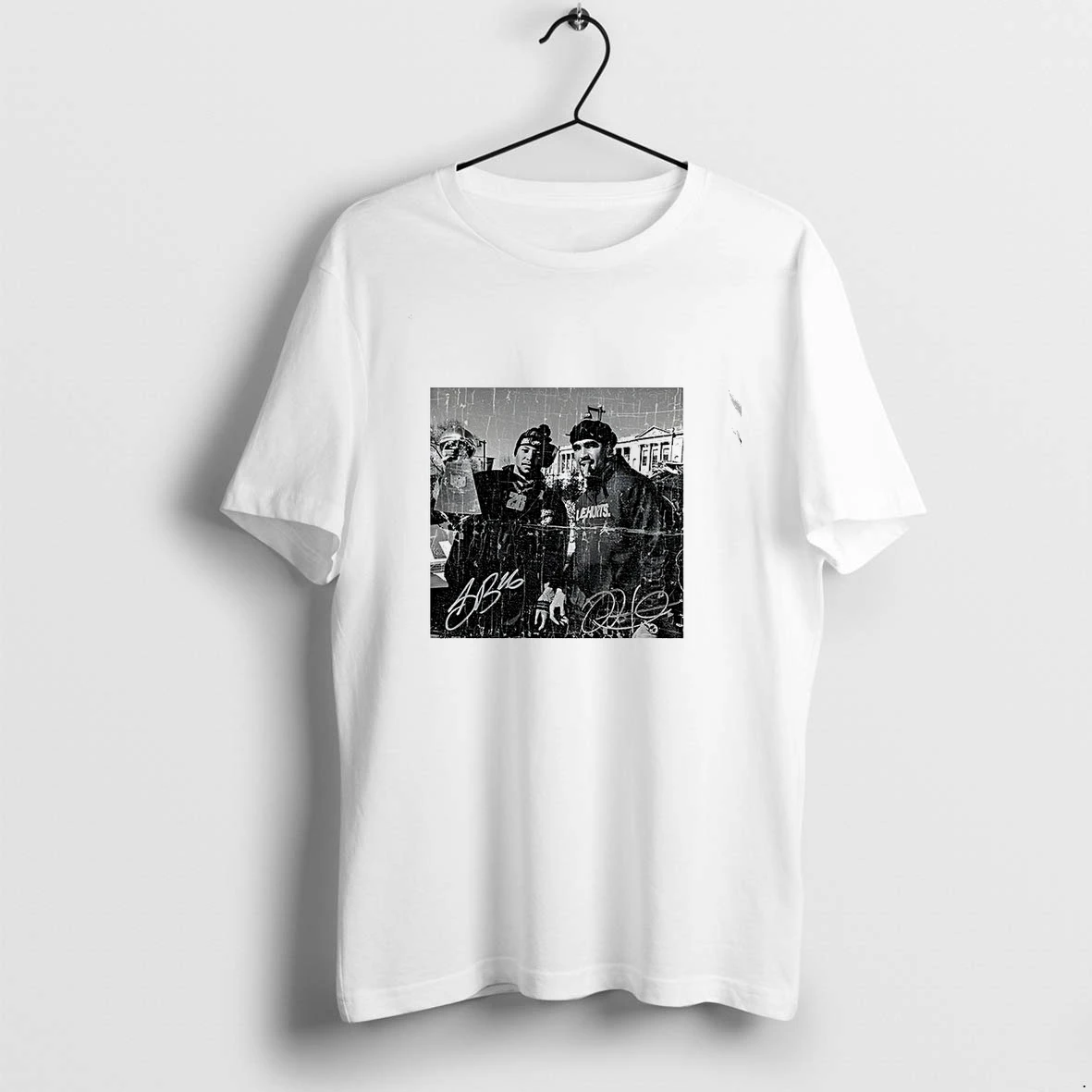 Vintage Philadelphia Football 90s Styles Jalen Hurts Vs Saquon Barkley Photo Tshirts Sweater Hoodie